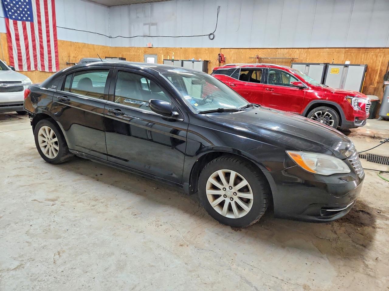 2011 CHRYSLER 200