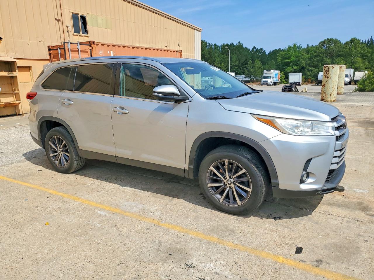 2019 TOYOTA HIGHLANDER