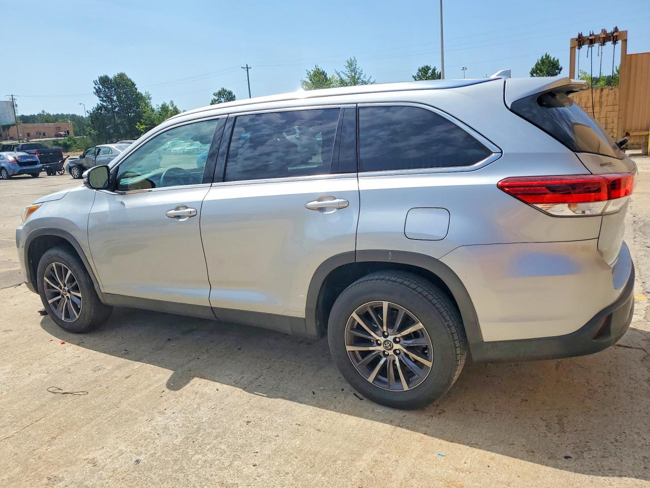 2019 TOYOTA HIGHLANDER