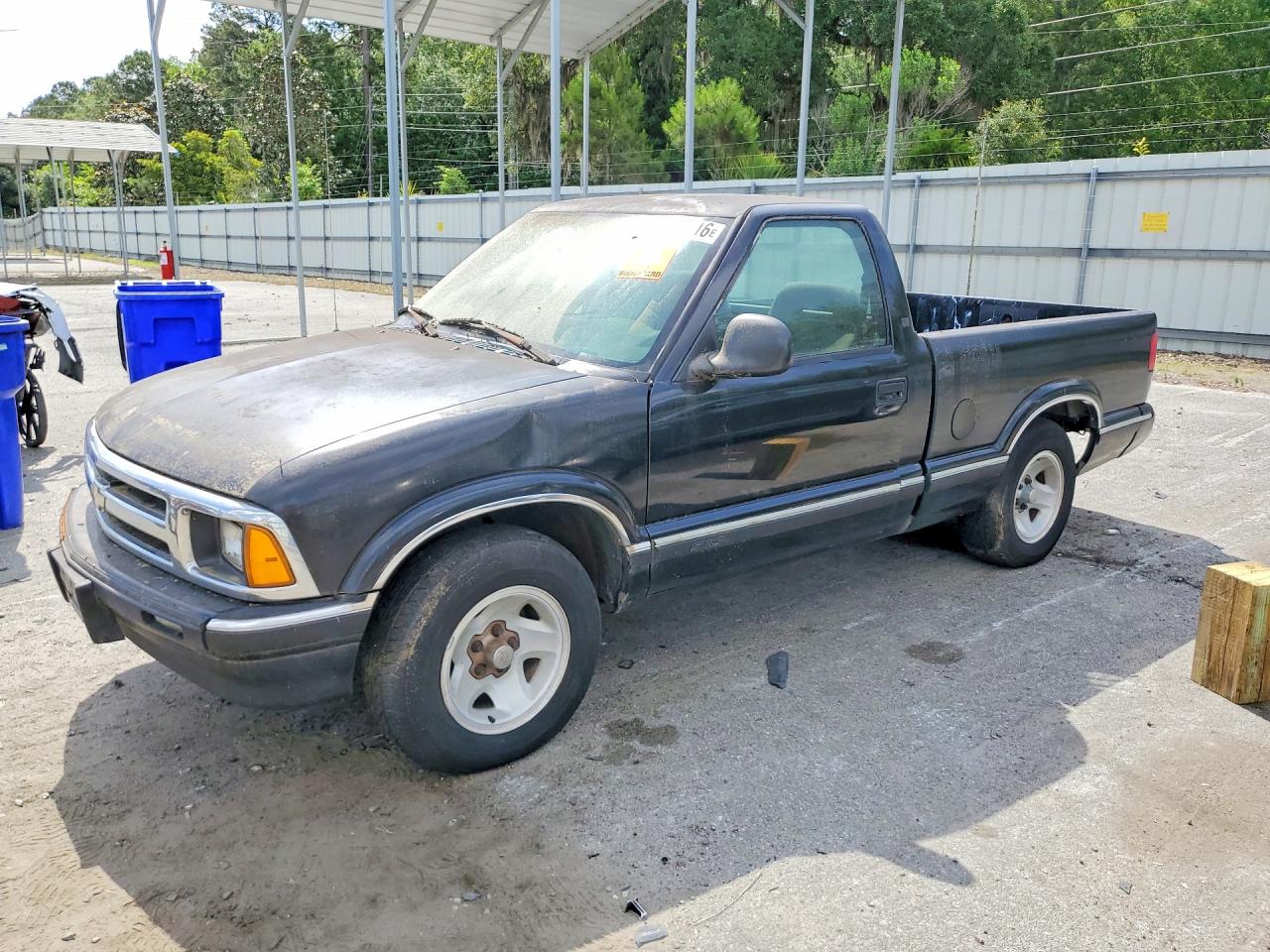 1996 CHEVROLET S10