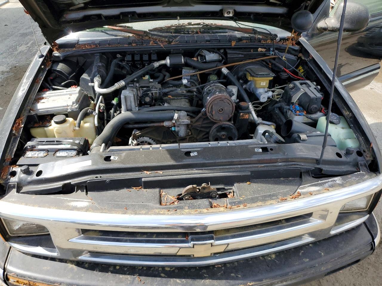 1996 CHEVROLET S10