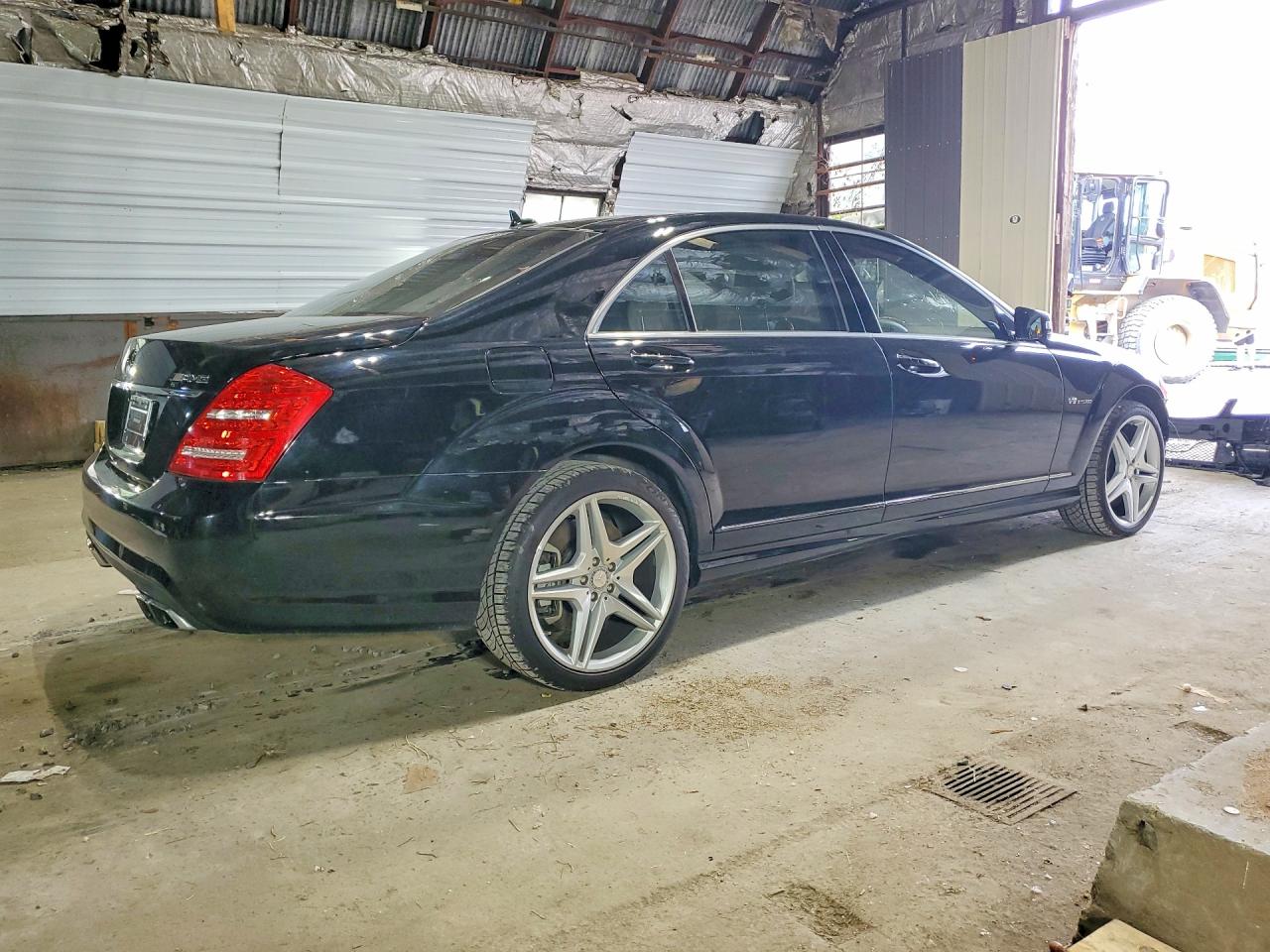 2011 MERCEDES BENZ S-CLASS