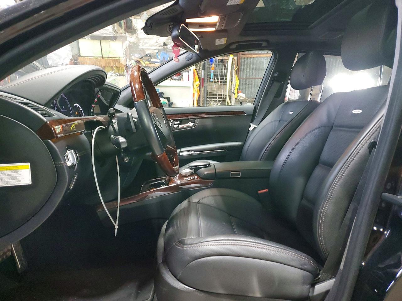 2011 MERCEDES BENZ S-CLASS