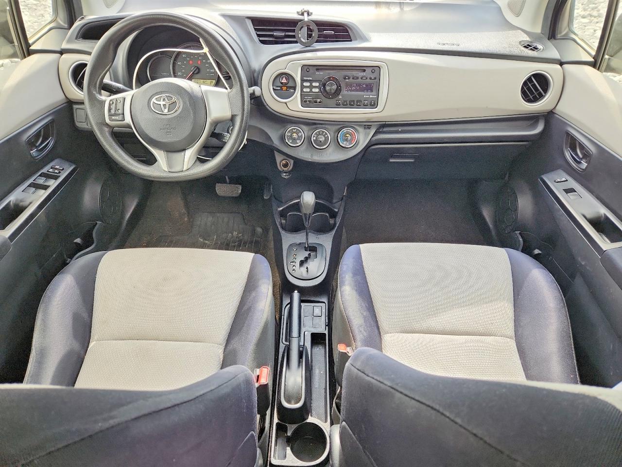 2013 TOYOTA YARIS