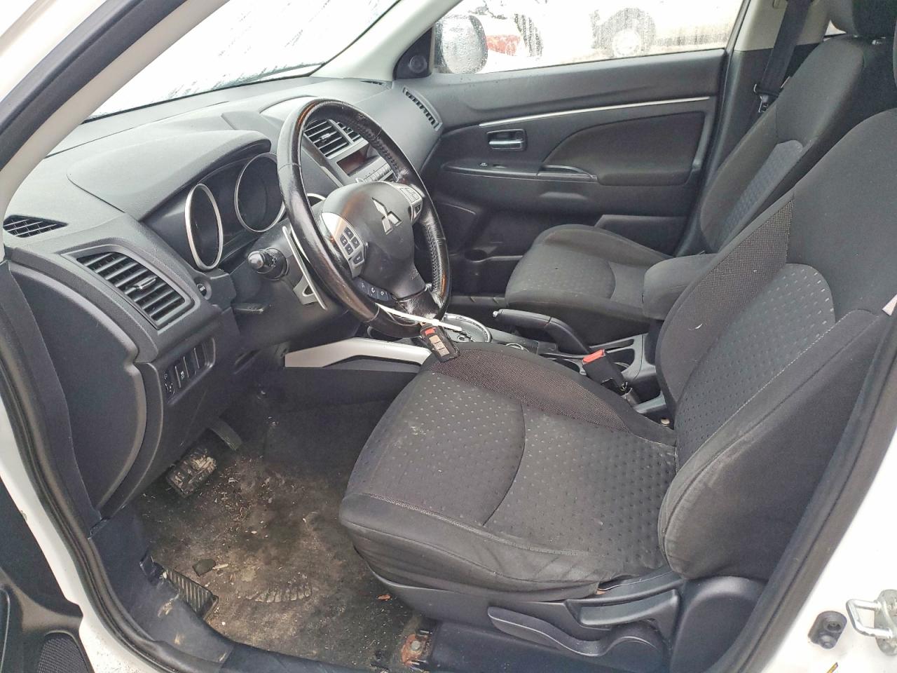 2011 MITSUBISHI OUTLANDER