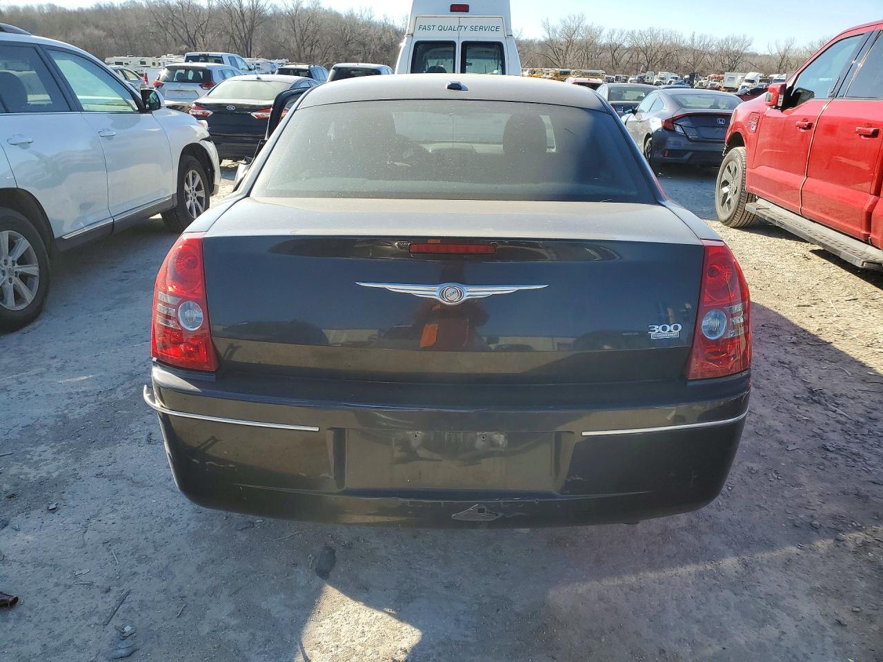 2010 CHRYSLER 300