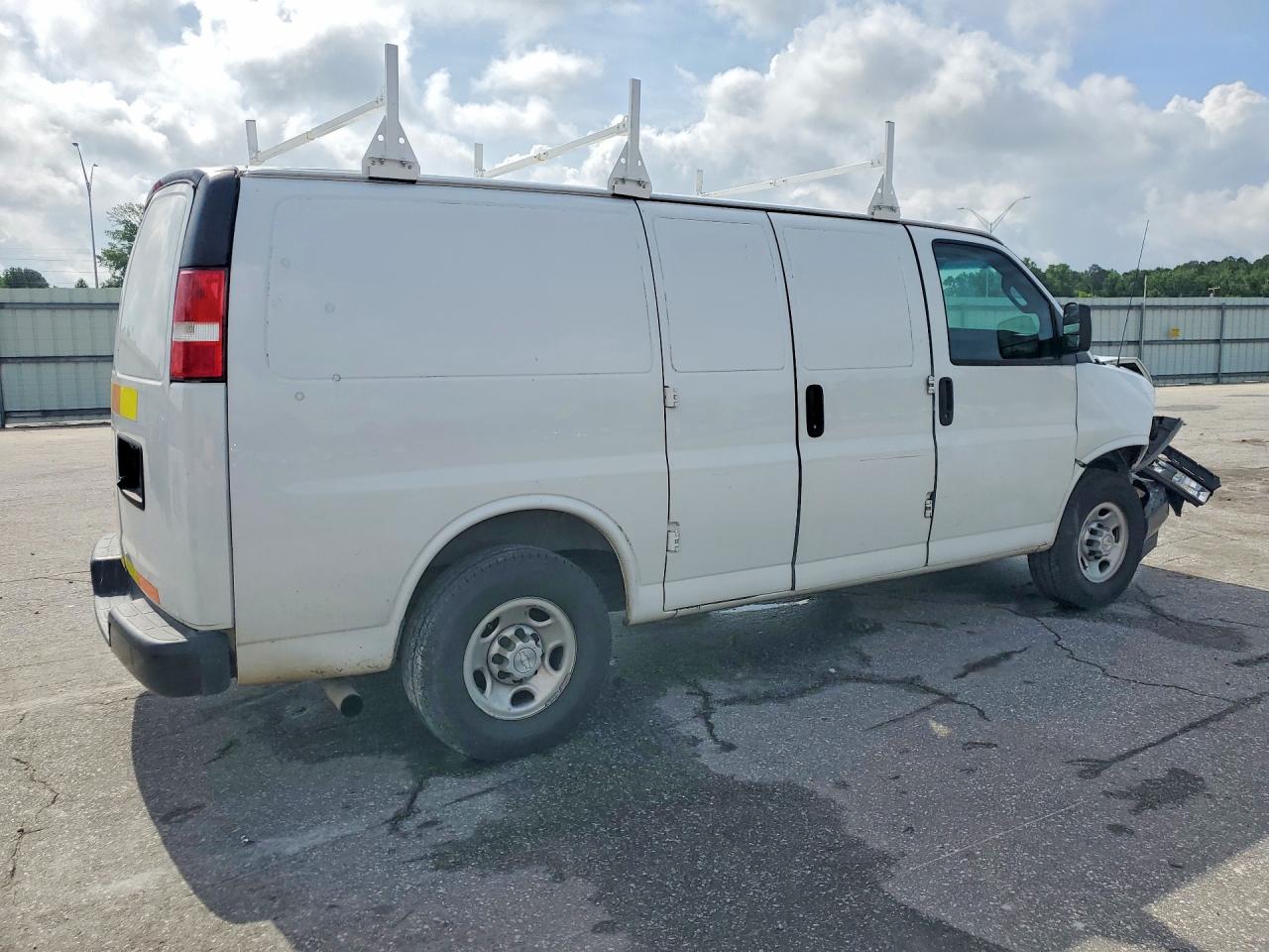 2019 CHEVROLET EXPRESS