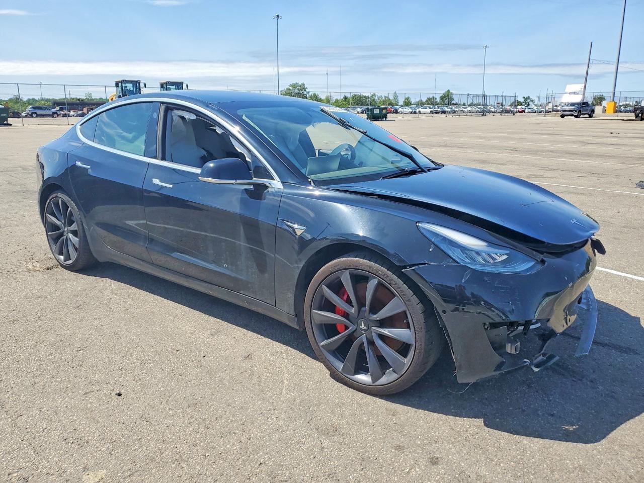 2020 TESLA MODEL 3