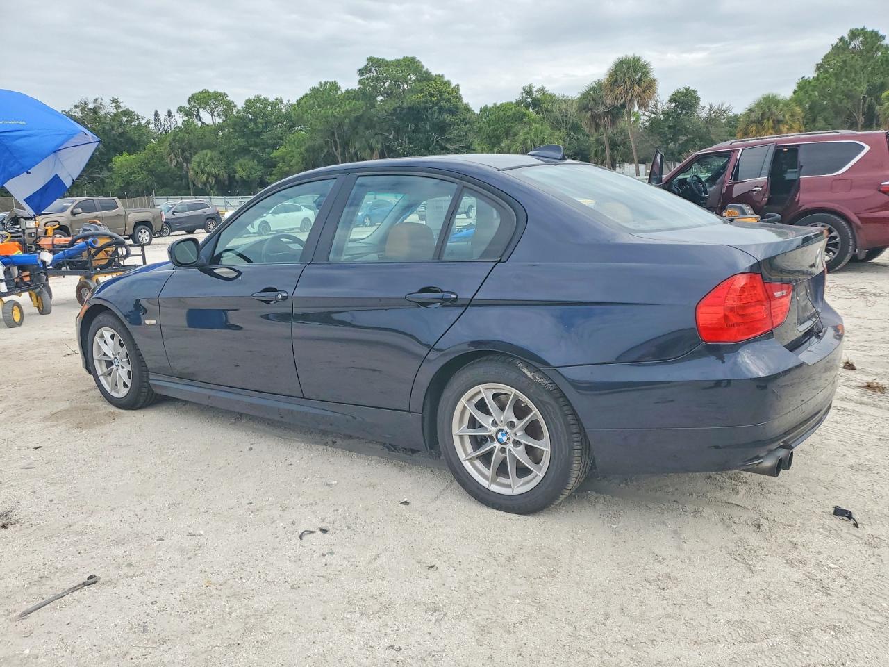 2010 BMW 3 SERIES