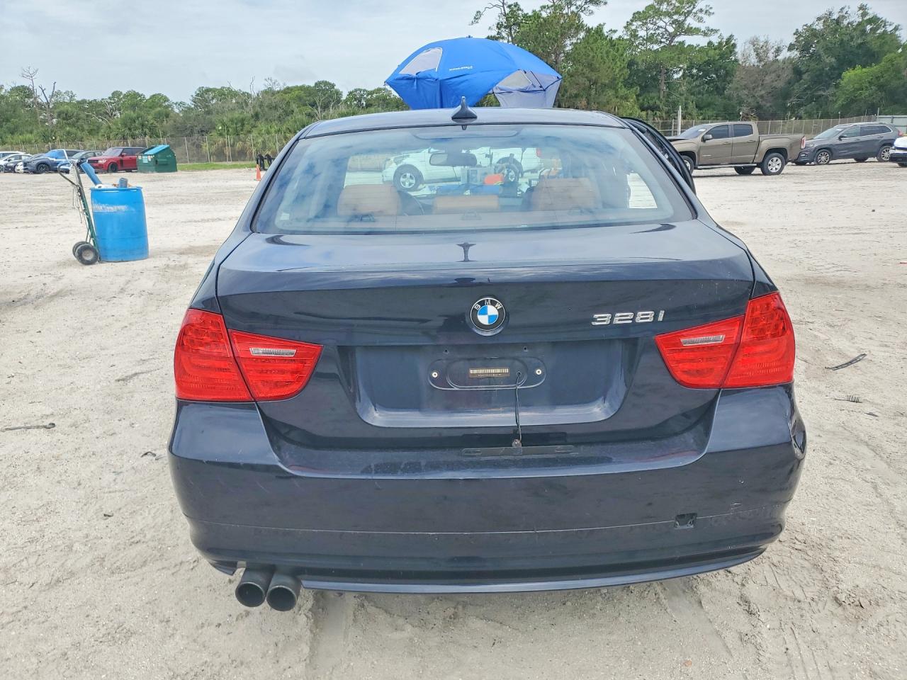 2010 BMW 3 SERIES