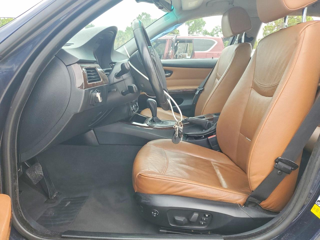 2010 BMW 3 SERIES