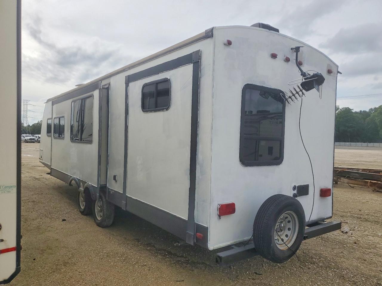 2016 HARTLAND TRAILER