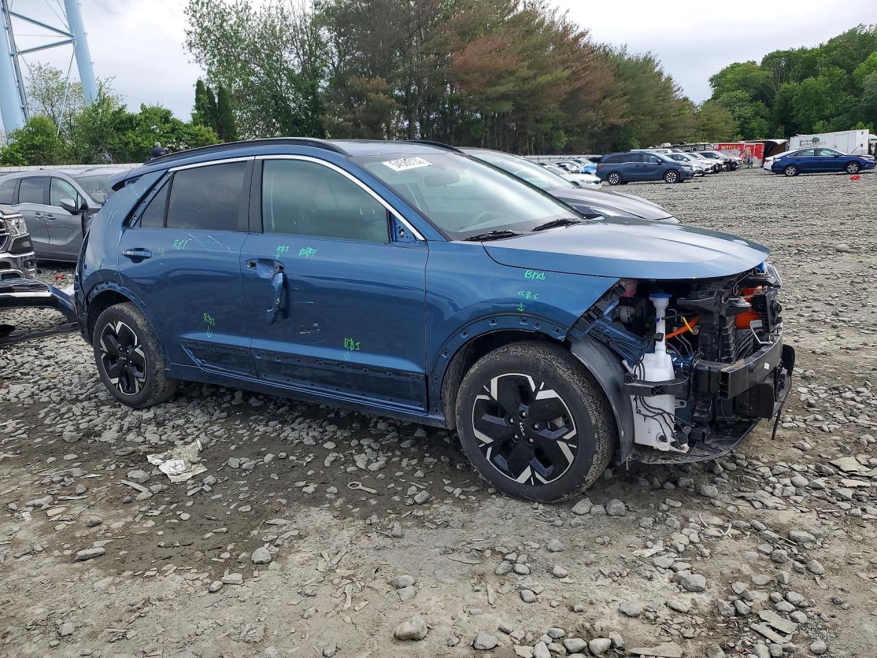 2023 KIA NIRO