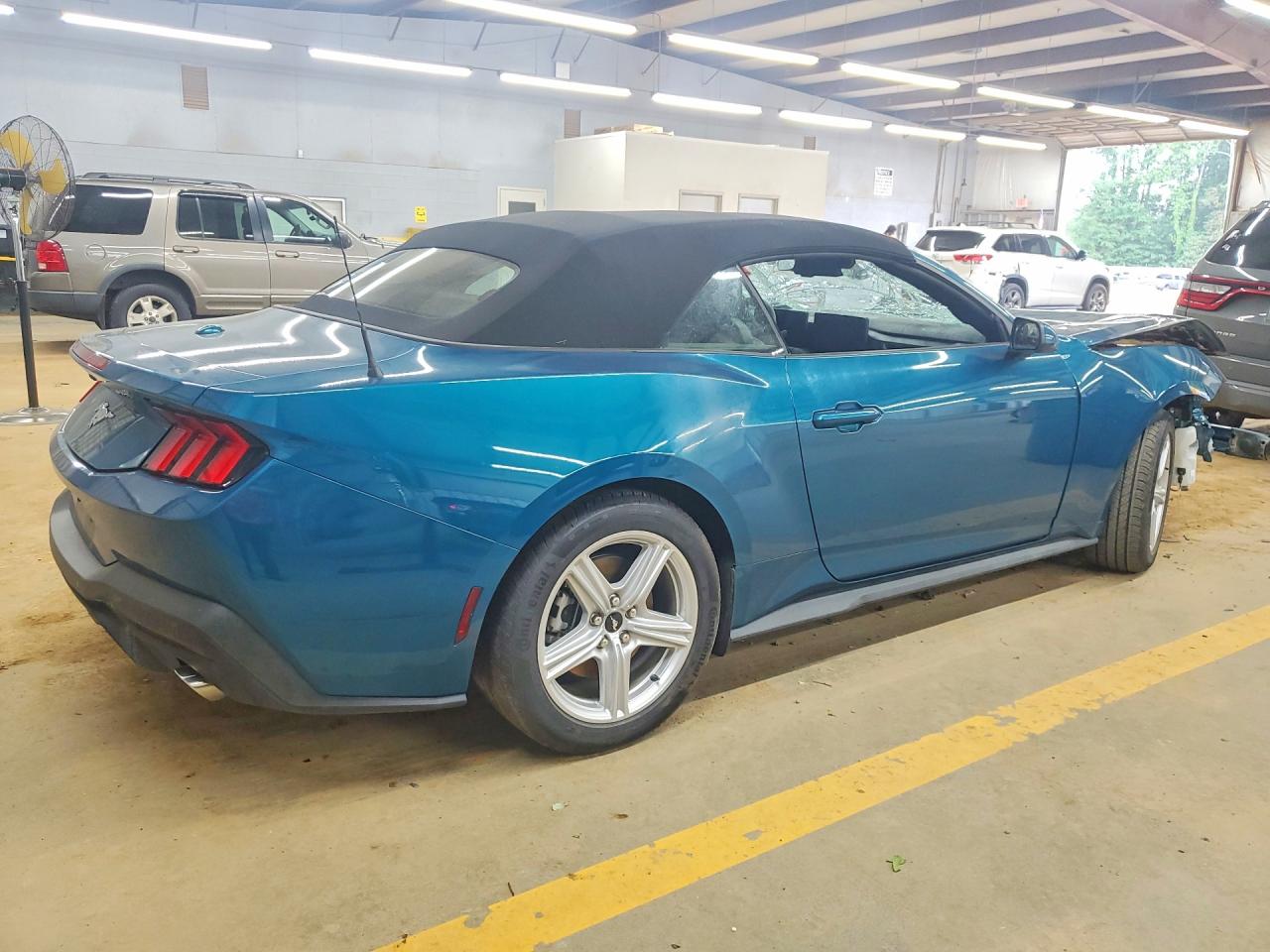 2026 FORD MUSTANG