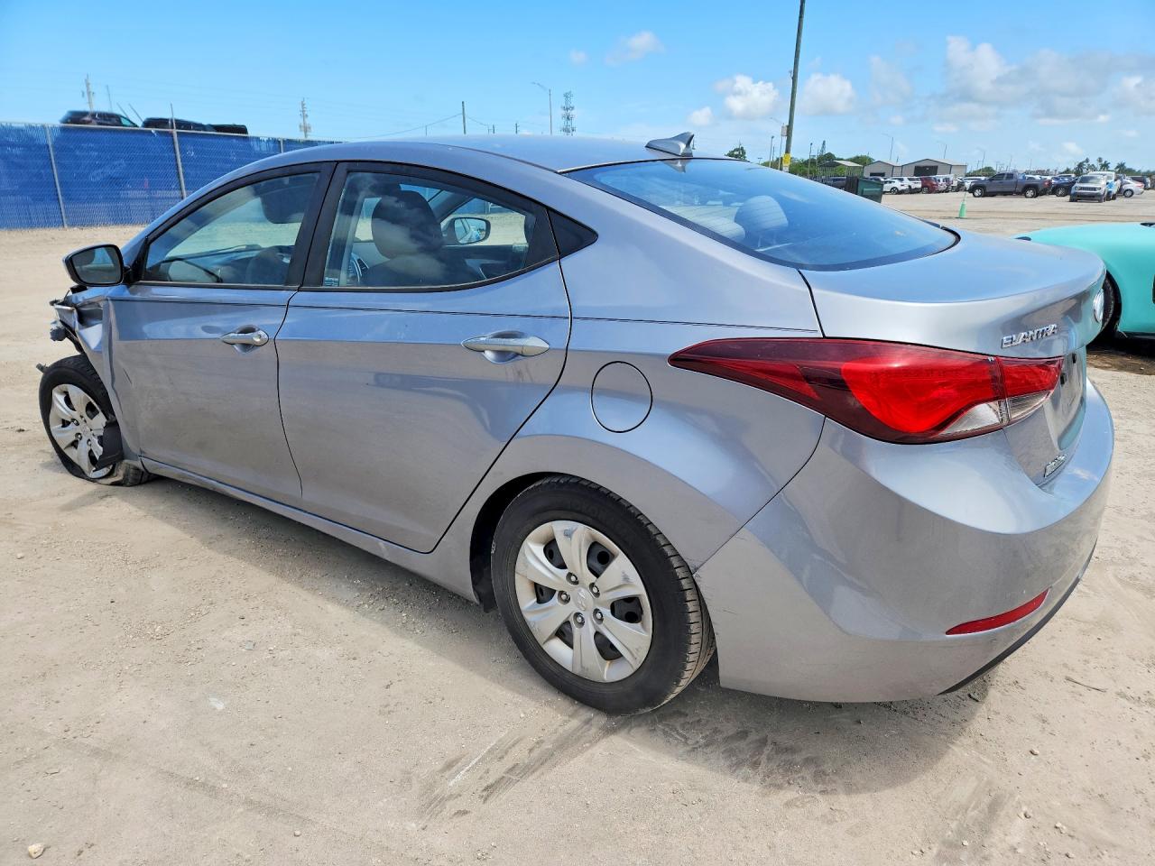 2016 HYUNDAI ELANTRA