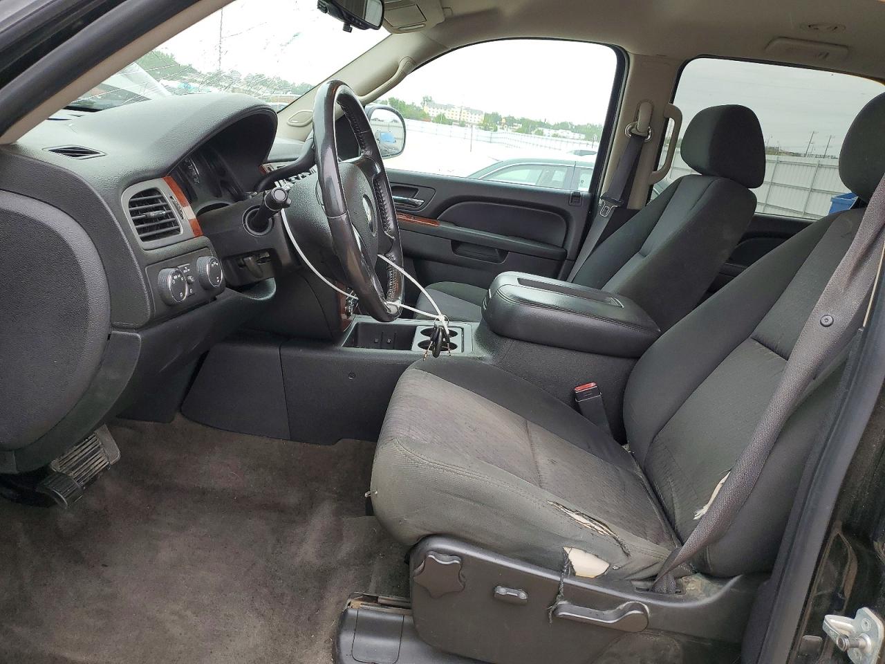 2010 CHEVROLET SUBURBAN