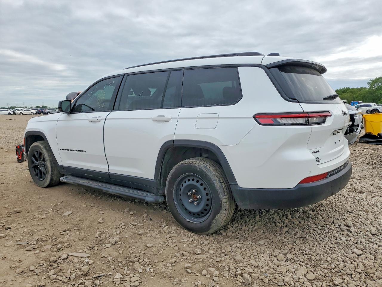 2024 JEEP CHEROKEE