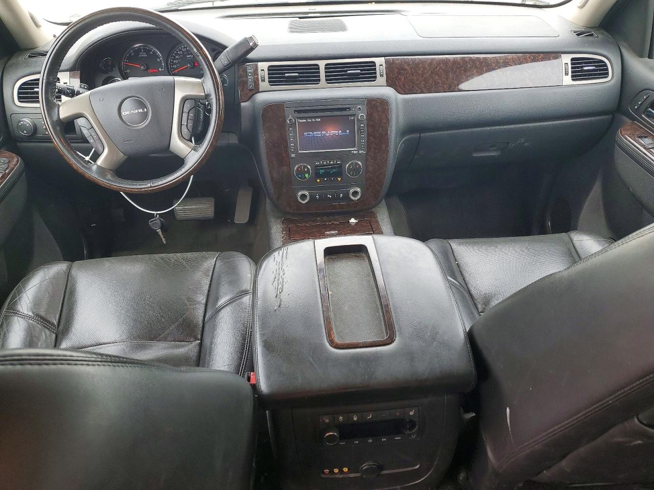 2013 GMC YUKON