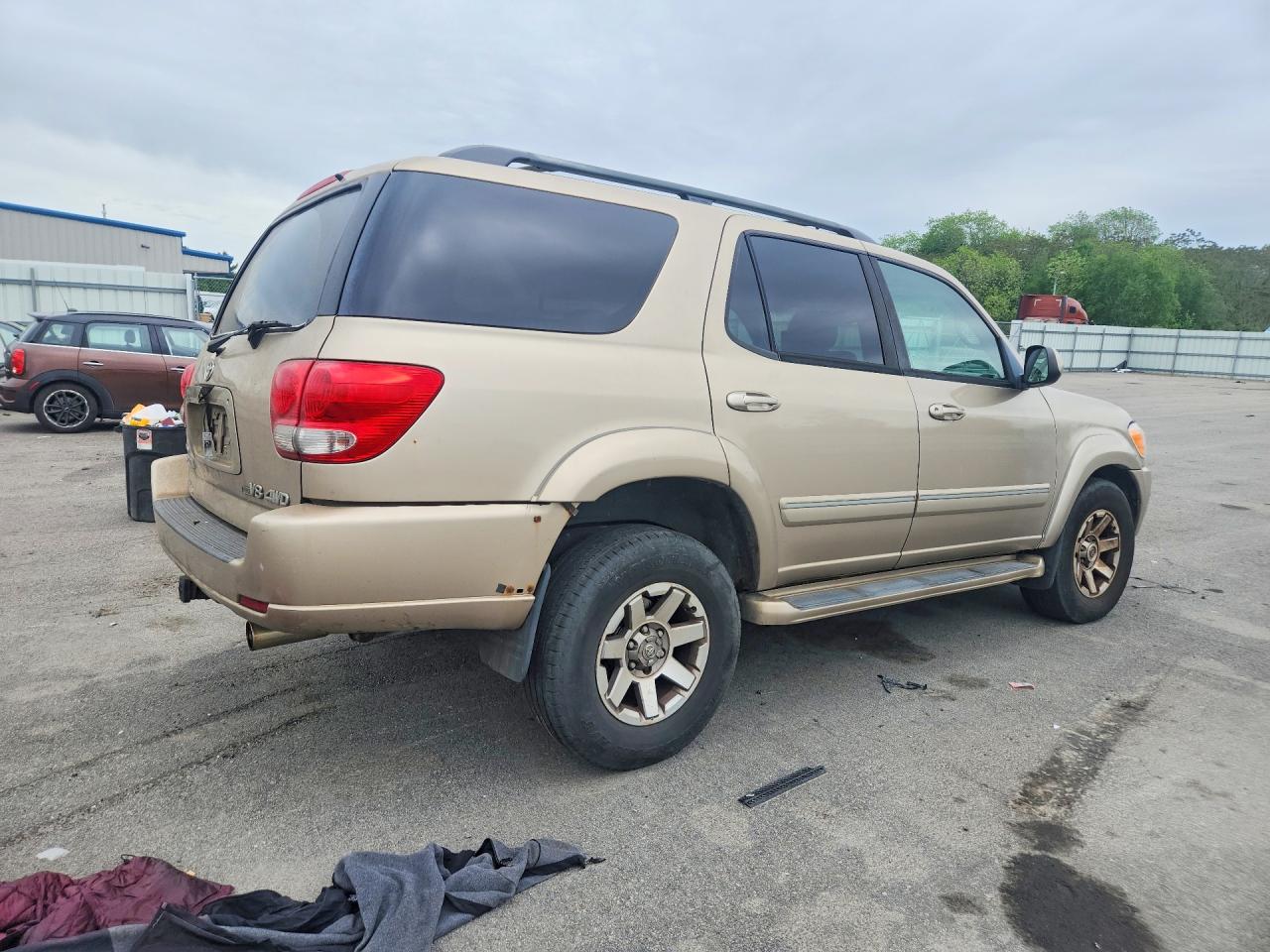 2005 TOYOTA SEQUOIA