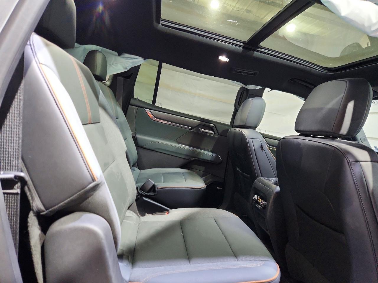 2025 GMC ACADIA