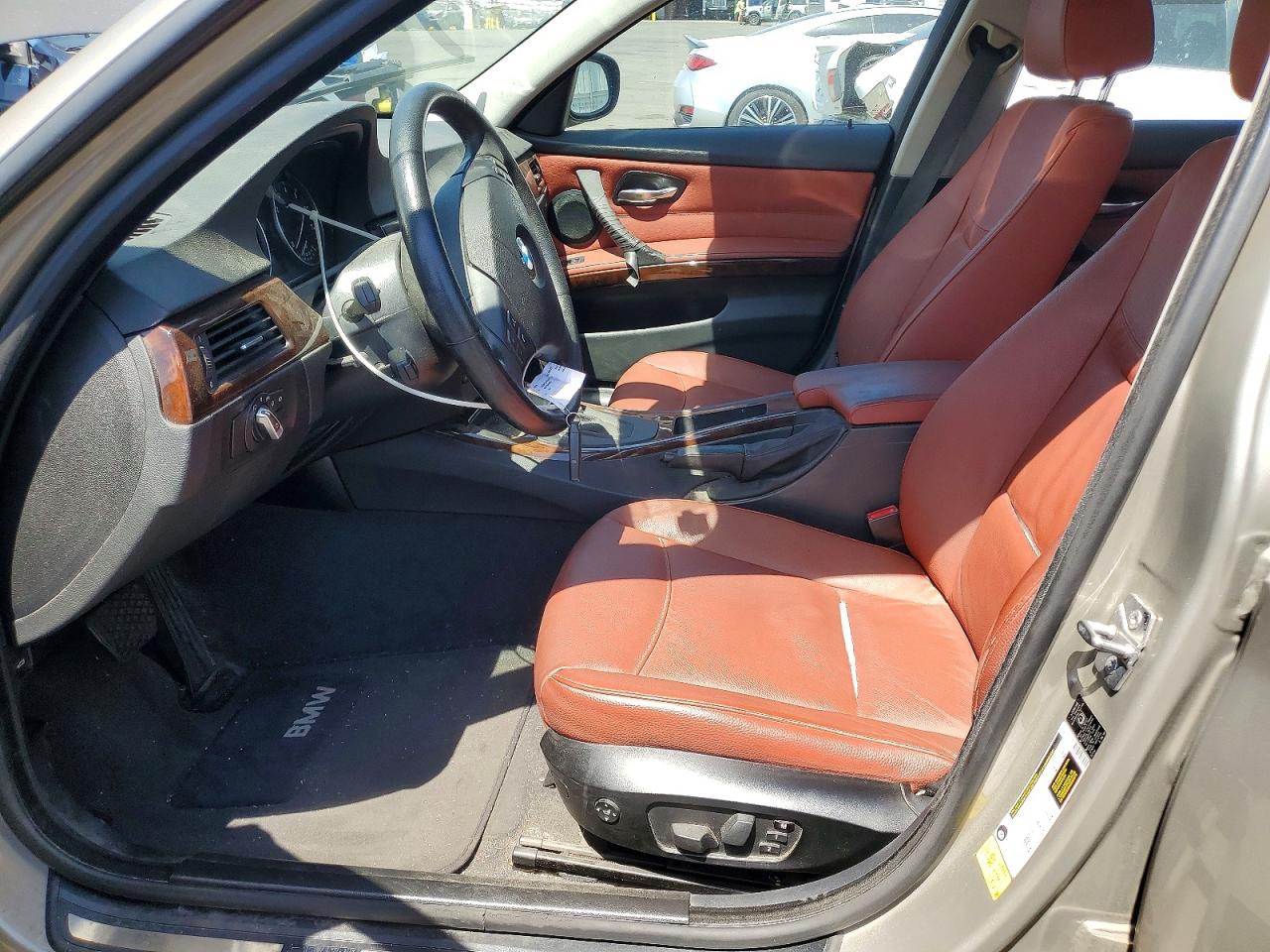 2010 BMW 3 SERIES