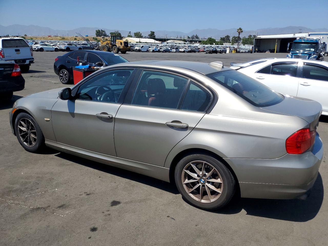 2010 BMW 3 SERIES