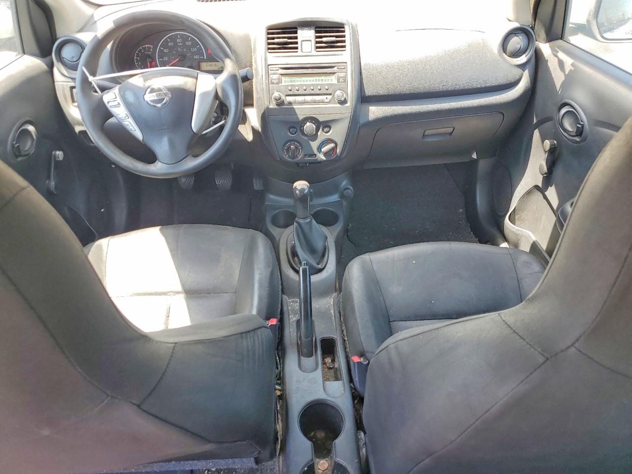 2017 NISSAN VERSA