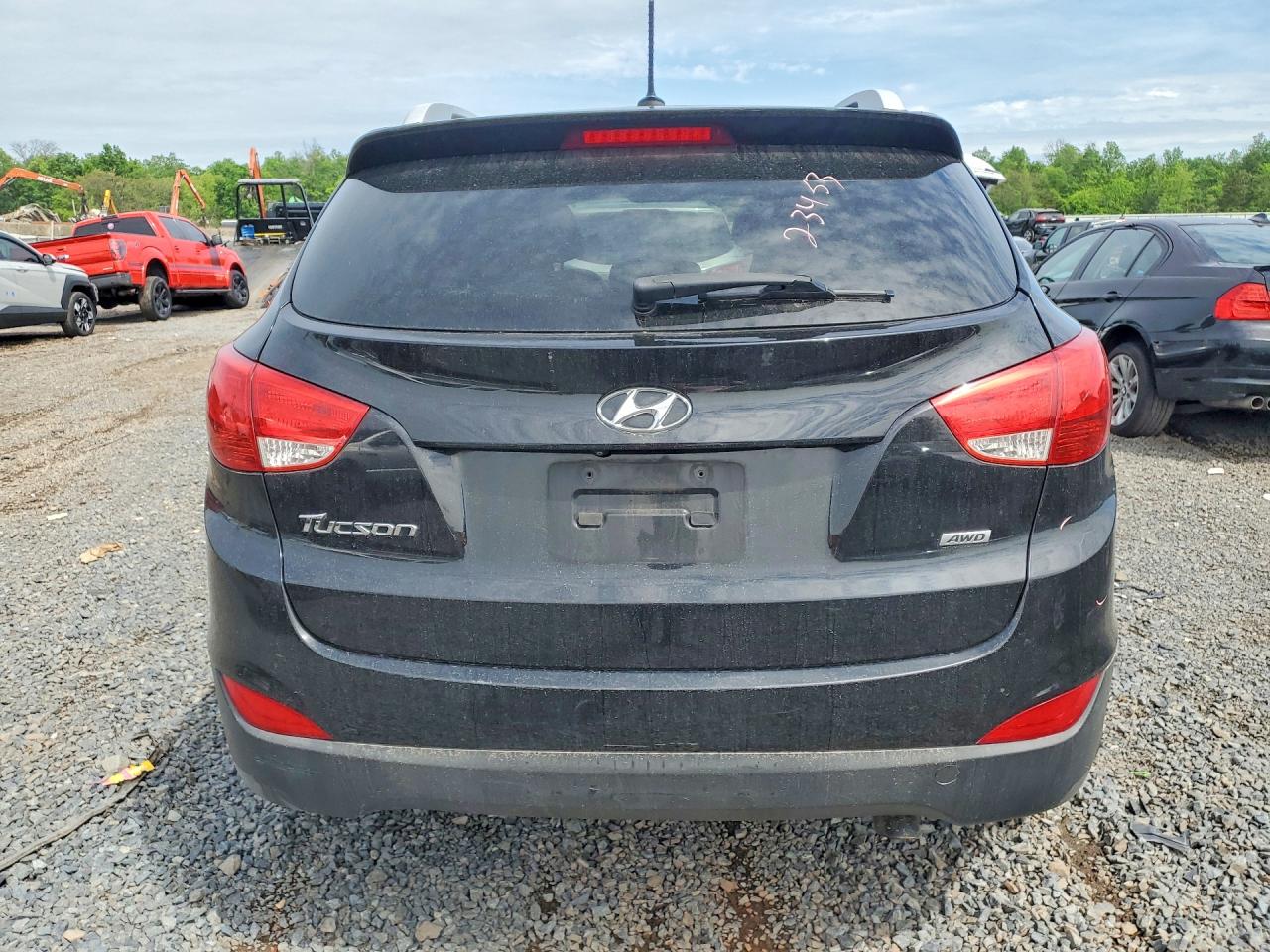 2015 HYUNDAI TUCSON