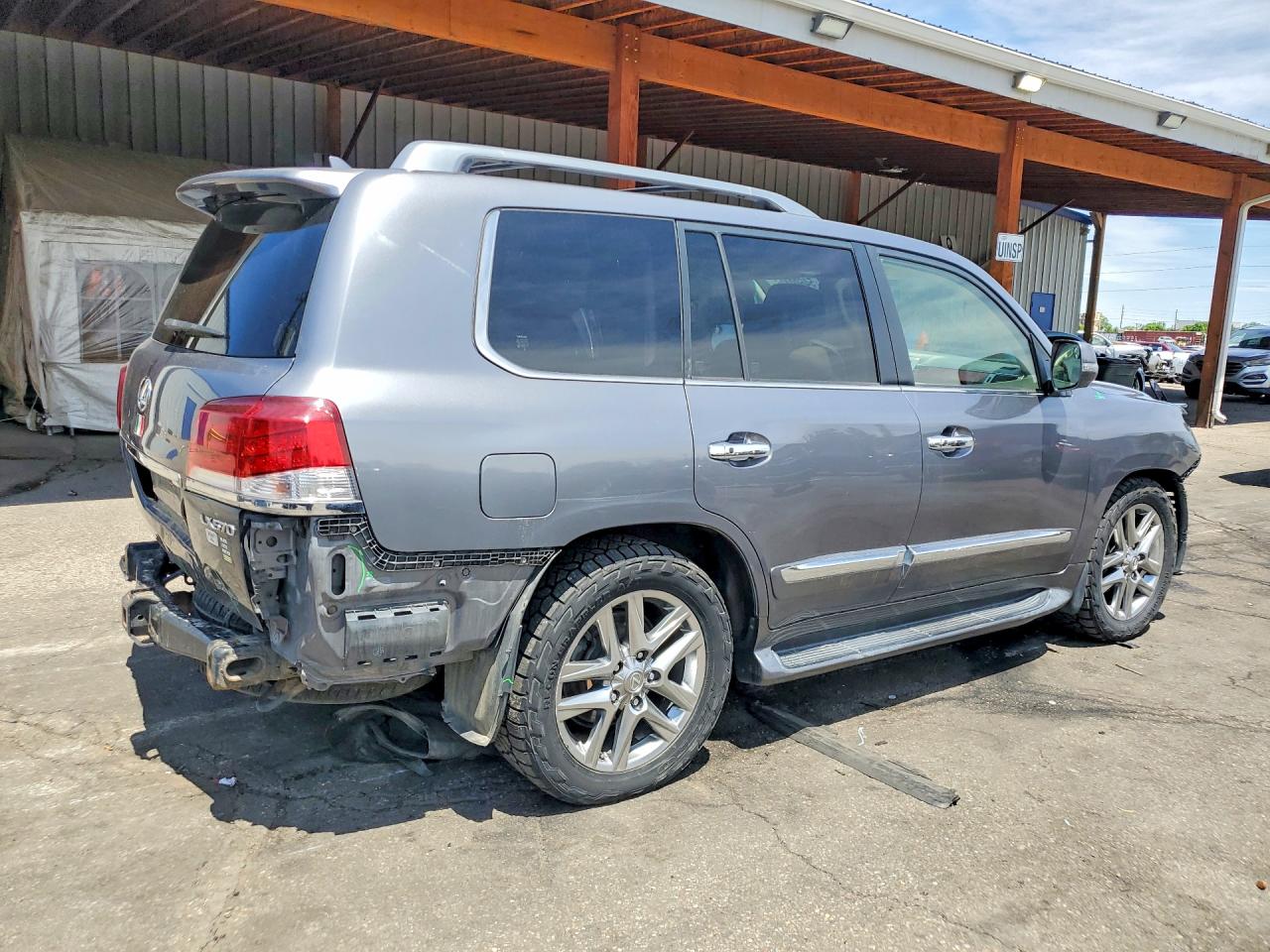 2013 LEXUS LX570