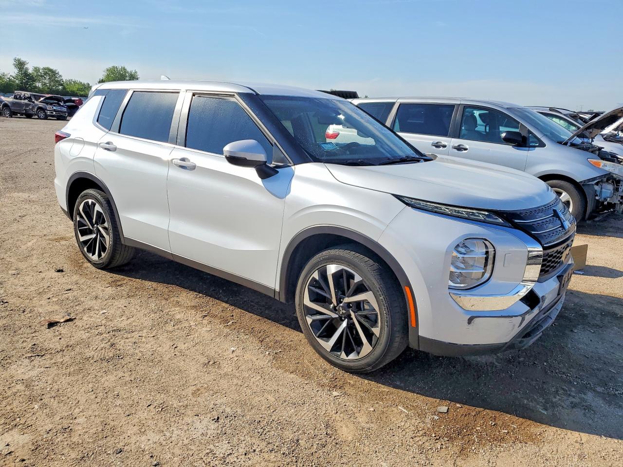 2022 MITSUBISHI OUTLANDER