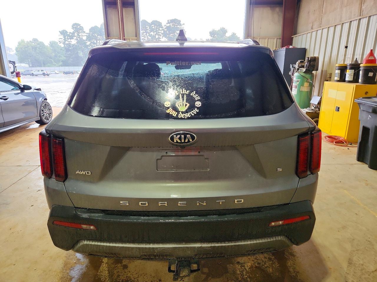 2021 KIA SORENTO