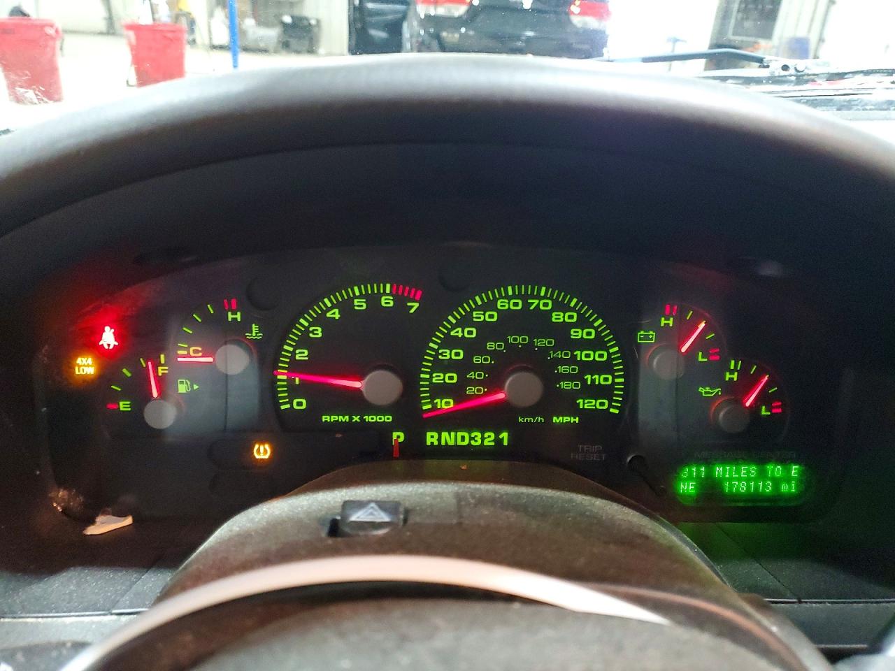 2005 FORD EXPLORER
