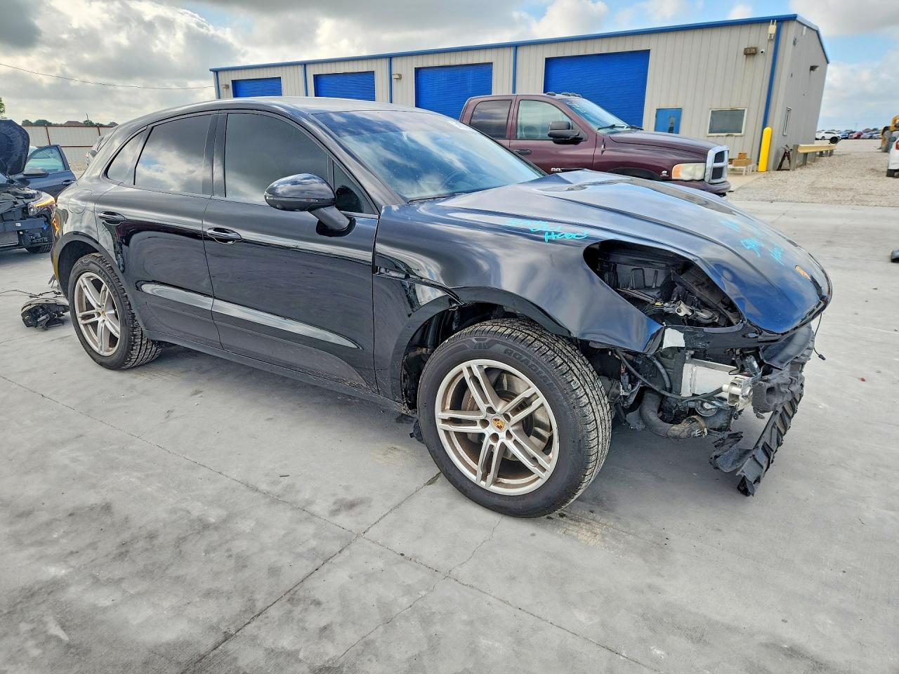 2021 PORSCHE MACAN