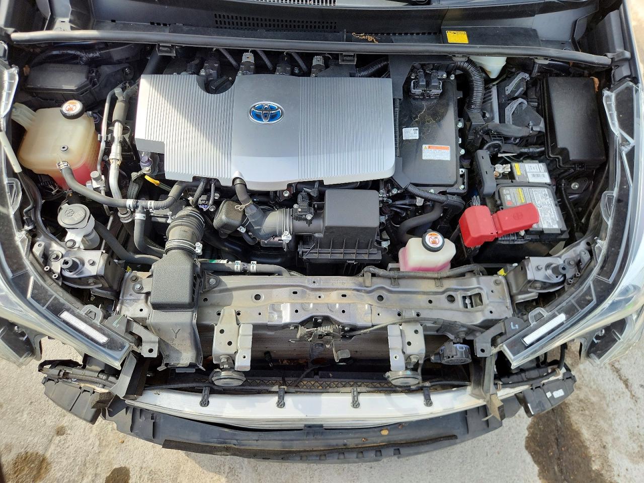 2018 TOYOTA PRIUS