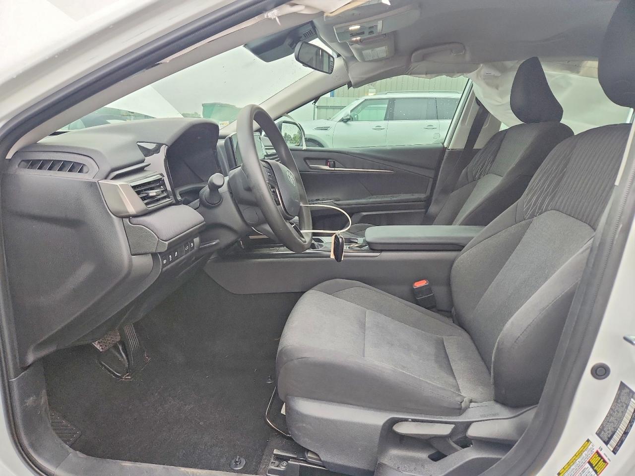 2025 TOYOTA CAMRY