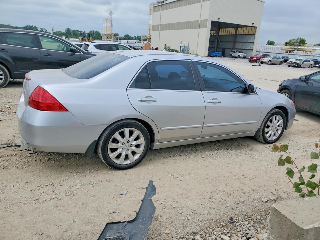 2006 HONDA ACCORD