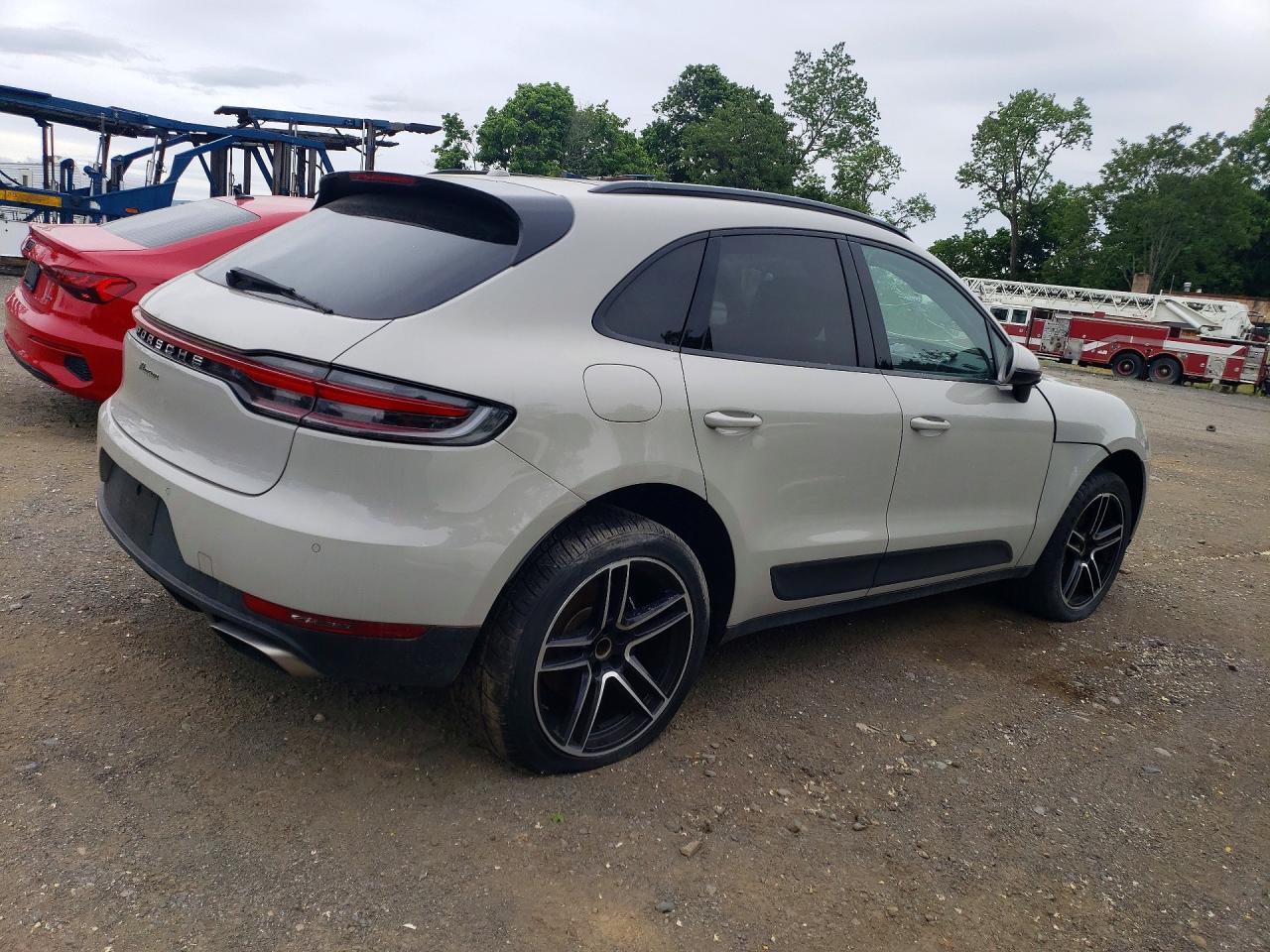 2021 PORSCHE MACAN