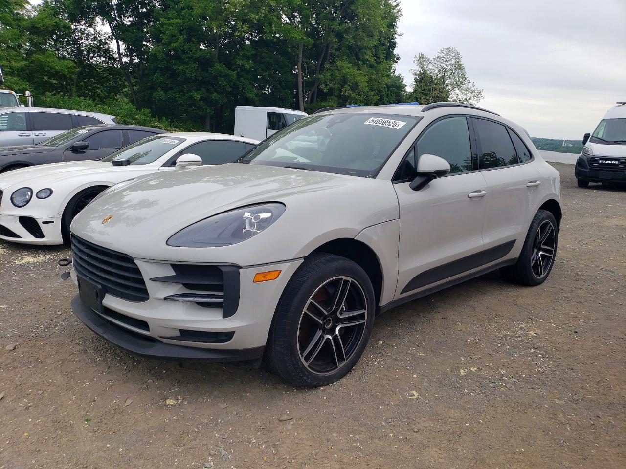 2021 PORSCHE MACAN