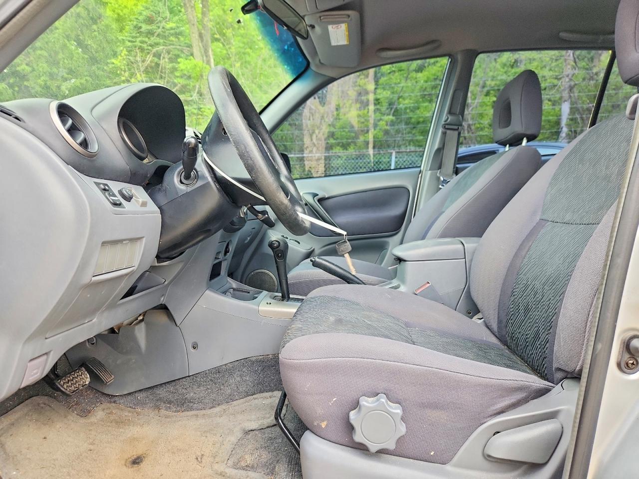 2003 TOYOTA RAV4