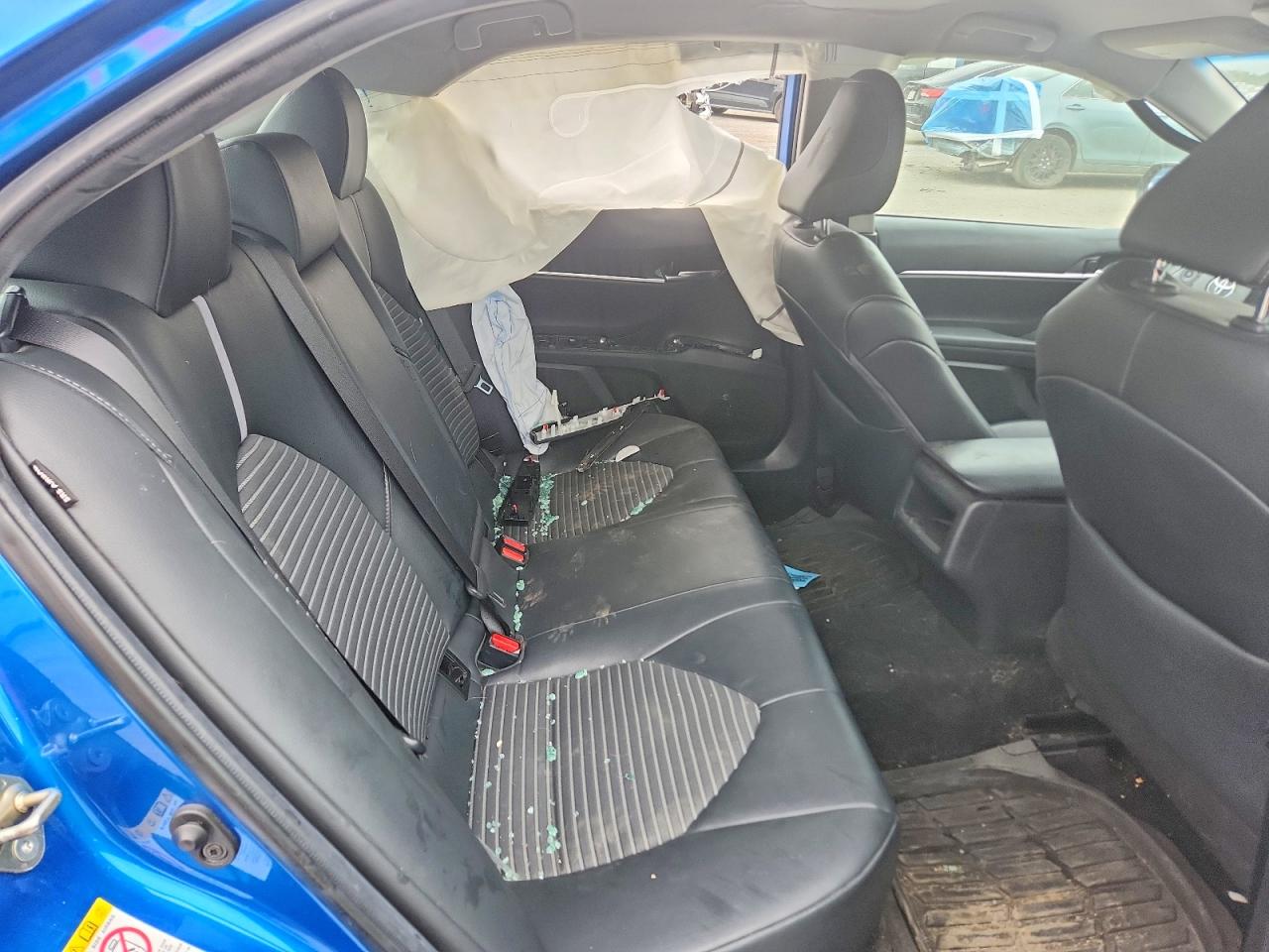 2019 TOYOTA CAMRY