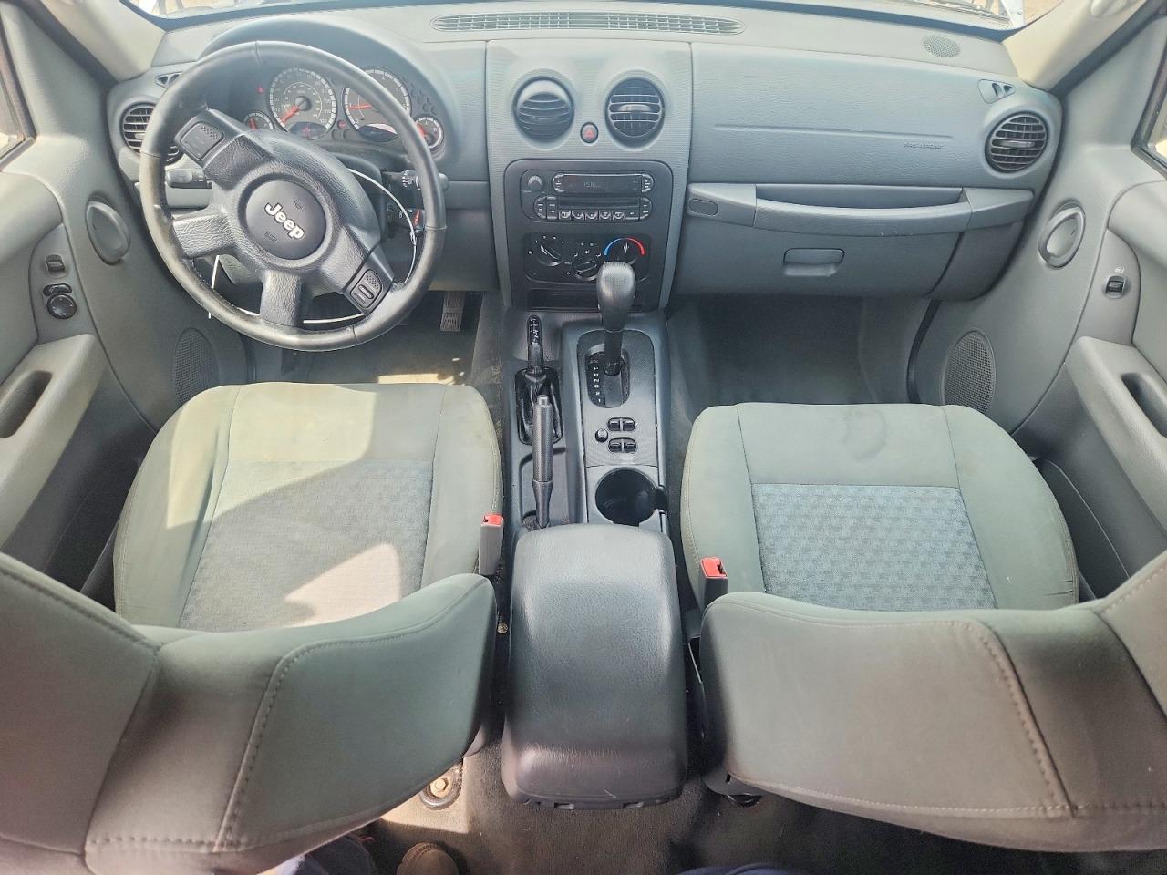 2005 JEEP LIBERTY