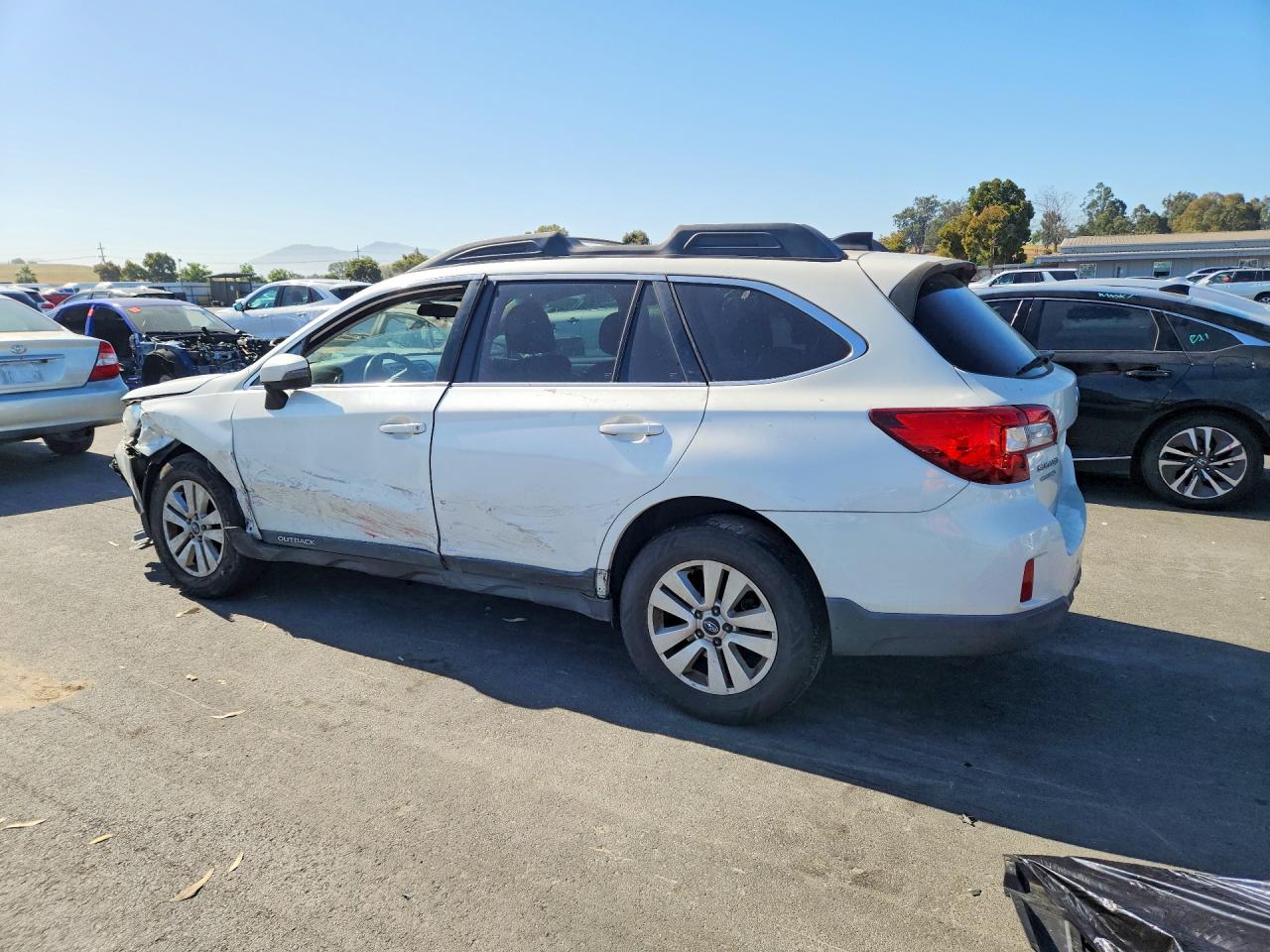 2016 SUBARU OUTBACK