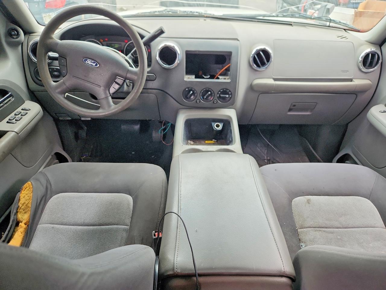 2005 FORD EXPEDITION
