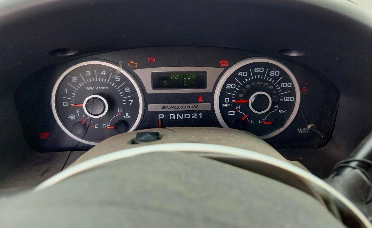 2005 FORD EXPEDITION