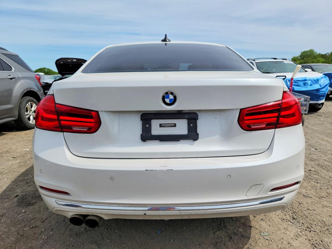 2017 BMW 3 SERIES