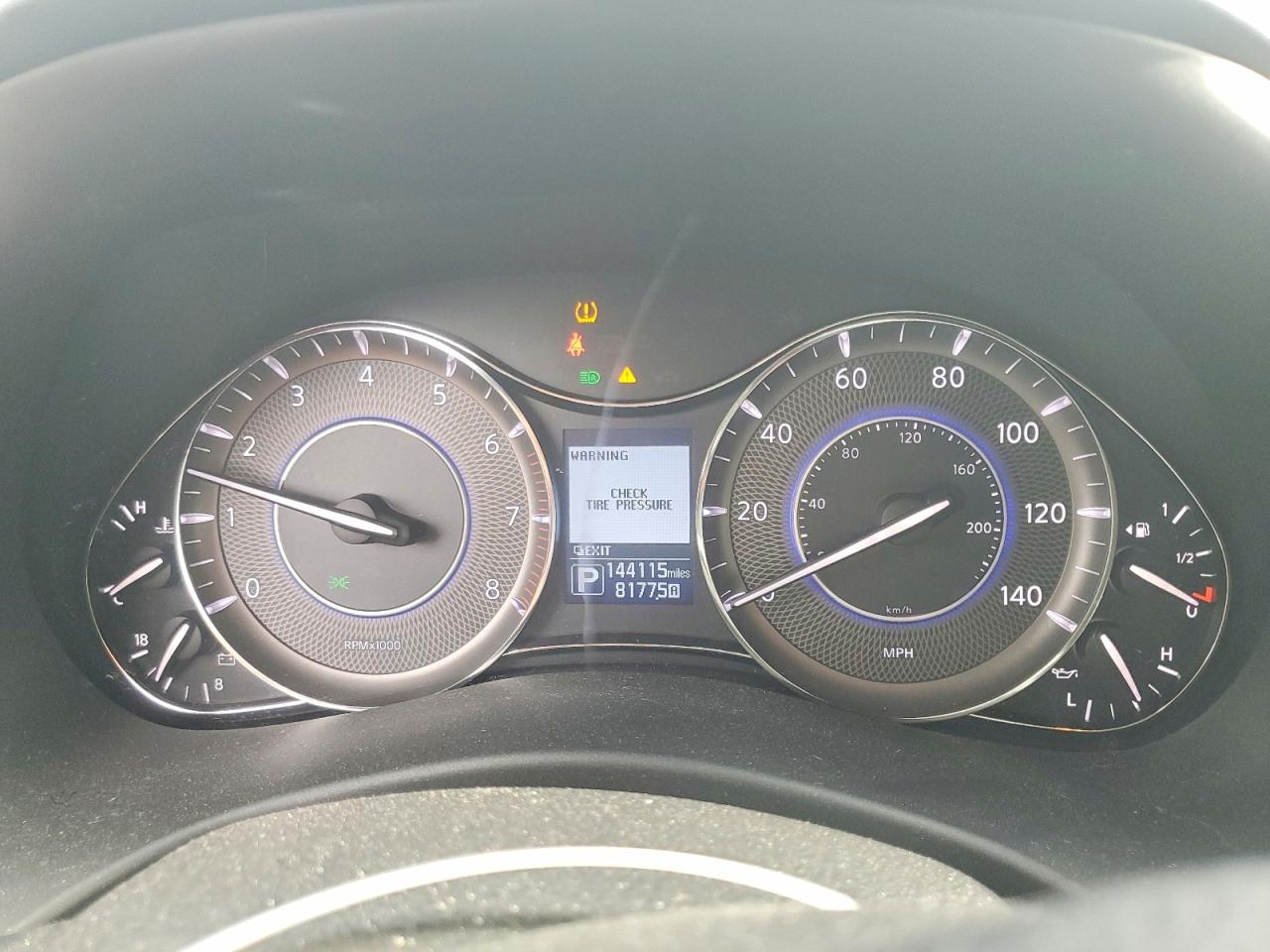 2016 INFINITI QX80