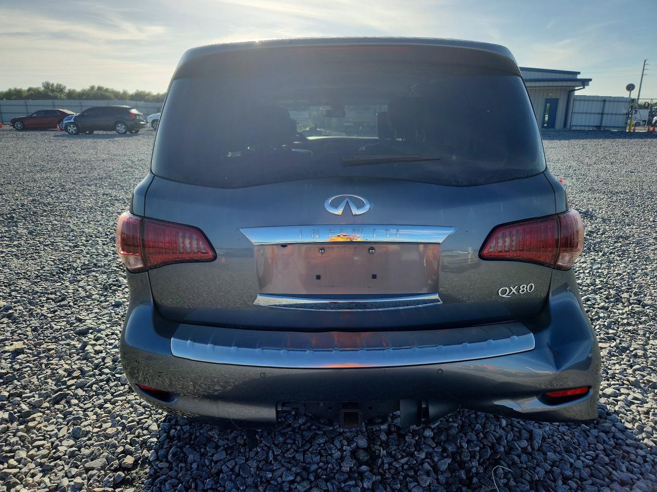 2016 INFINITI QX80