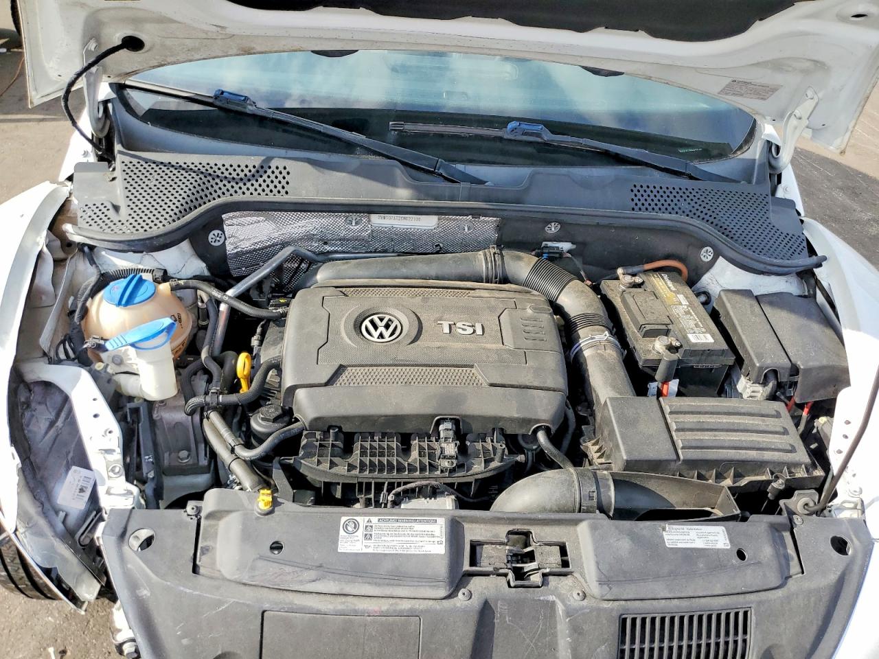 2016 VOLKSWAGEN BEETLE