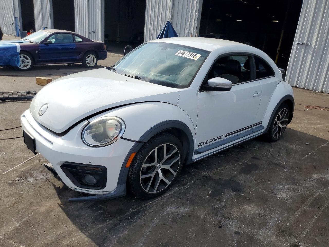 2016 VOLKSWAGEN BEETLE
