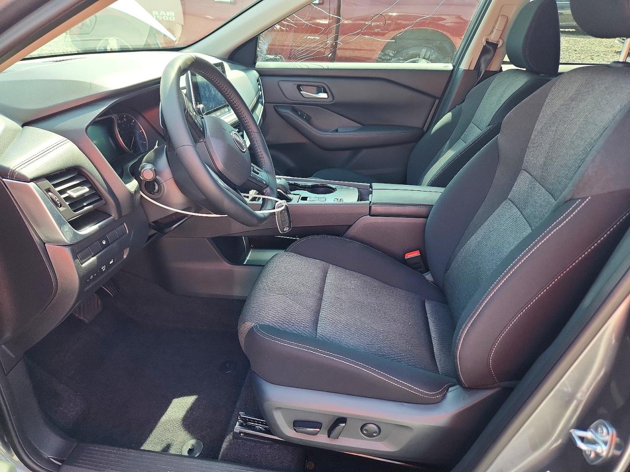 2026 NISSAN ROGUE